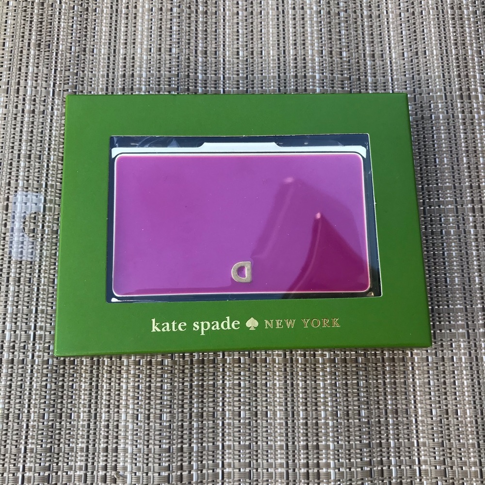 Cute business card holder!